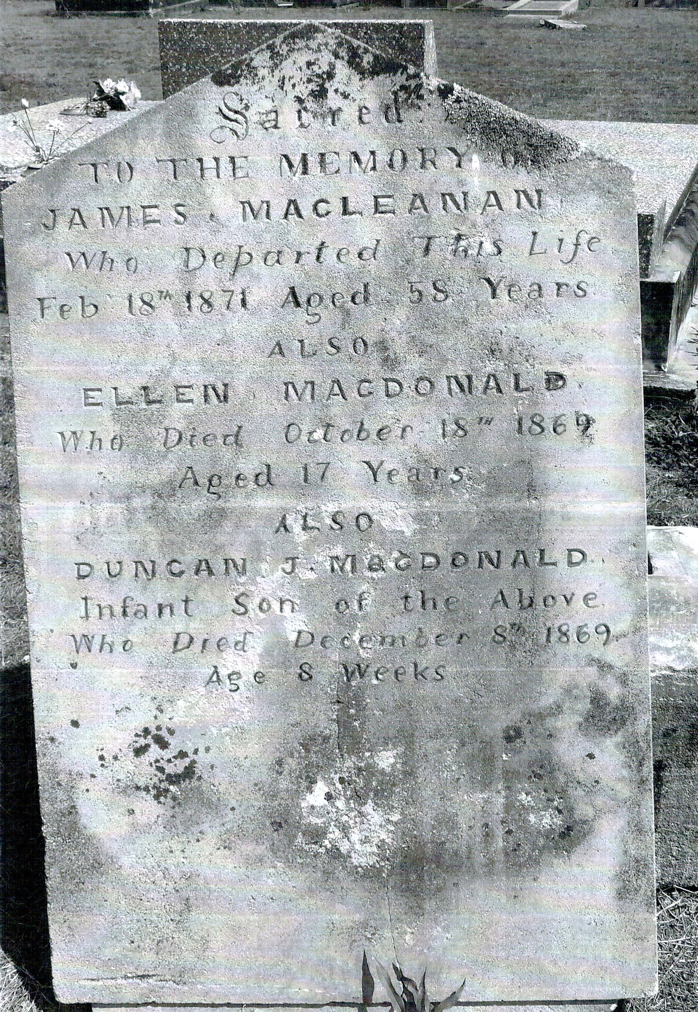 Photo of headstones/James MacLennan d1871 hdstn Inverell cem